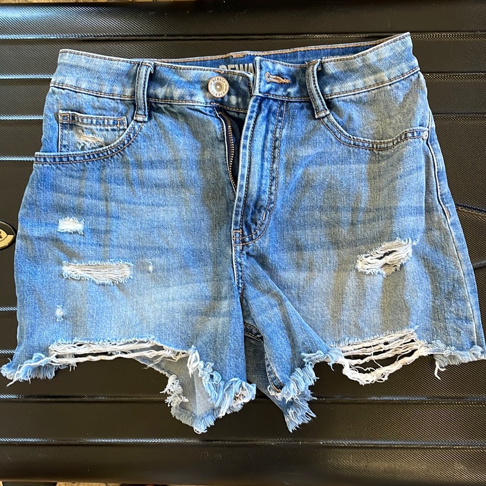 REWASH brand jean shorts size 25